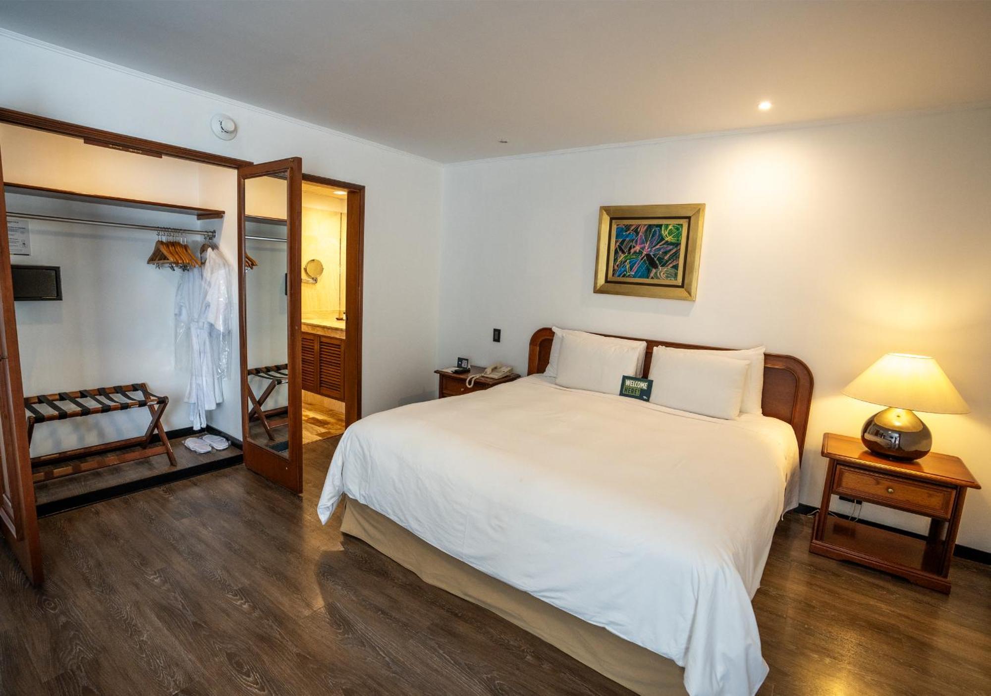 Bth Hotel Lima Golf Екстер'єр фото